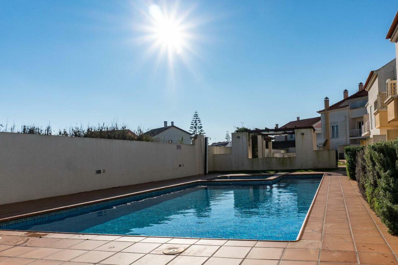 Apartments Baleal: Sunshine By The Pool Ferrel  Exterior photo